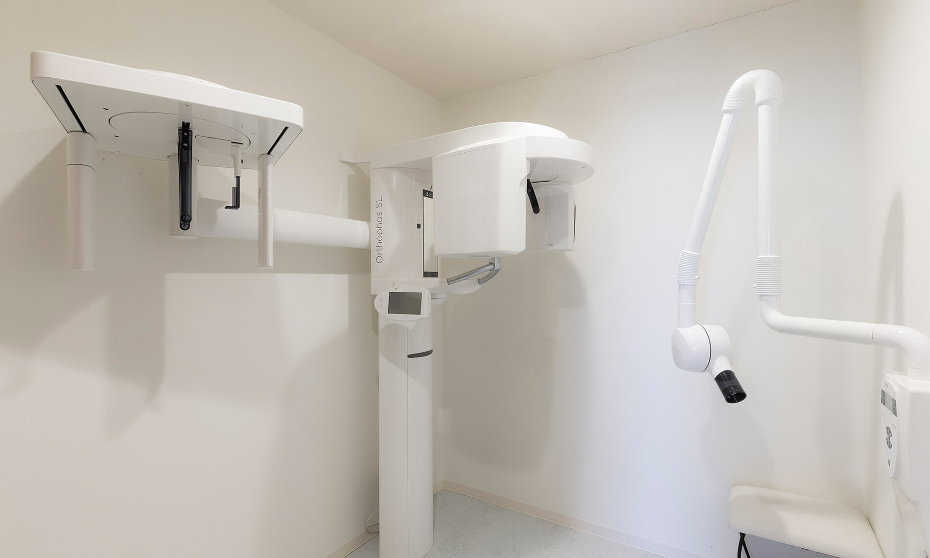 デジタルレントゲン装置・歯科用CT「Orthophos SL 3D」